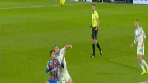 【NBA独家揭秘】赛事结果大揭秘：精彩比分与胜负深度分析！