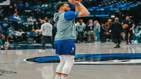 “周一英超巅峰对决：富勒姆对阵森林队，谁将问鼎胜利，揭晓悬念？”